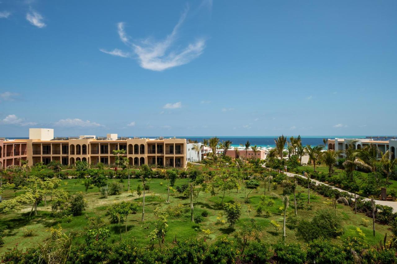 The Mora Zanzibar Hotel Matemwe  Kültér fotó View of the town